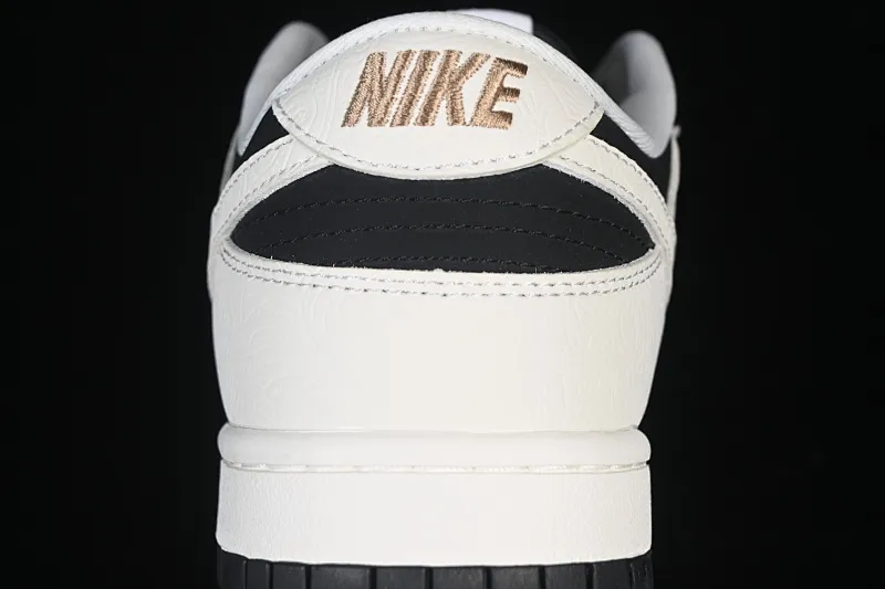 All categories Nk SB Dunk Series Nk SB Dunk Low High-end customized low-top sneakers Nike SB Dunk Low Year of the Horse limited low-top casual sneakers IF3944-001